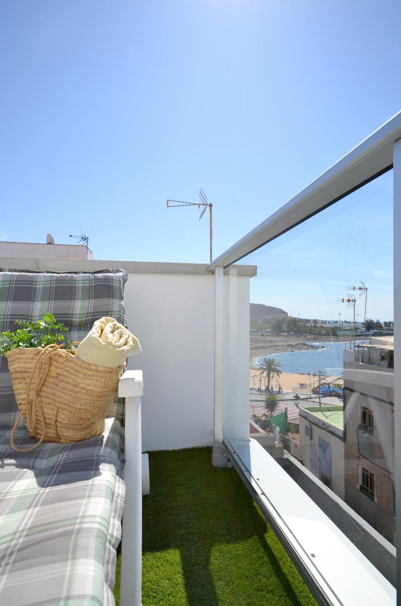 ラ・プラヤ・デ・アルグイネグインLuminoso Loft Recien Reformadoアパートメント エクステリア 写真